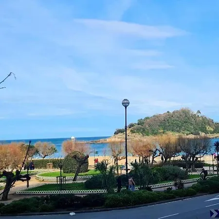Privada A Pasos De La Playa Ondarreta Quarto em Acomodações Particulares *