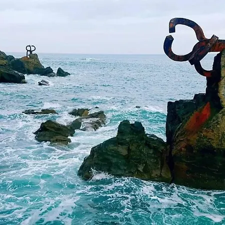 Privada A Pasos De La Playa Ondarreta * San Sebastián
