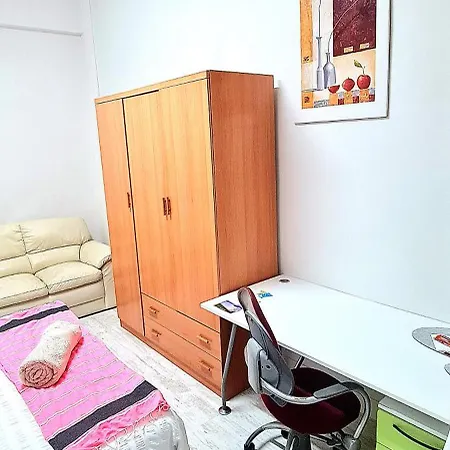 Alloggio in famiglia Privada A Pasos De La Playa Ondarreta San Sebastián